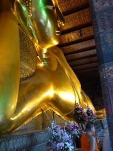 Bouddha couche Bouddha couche